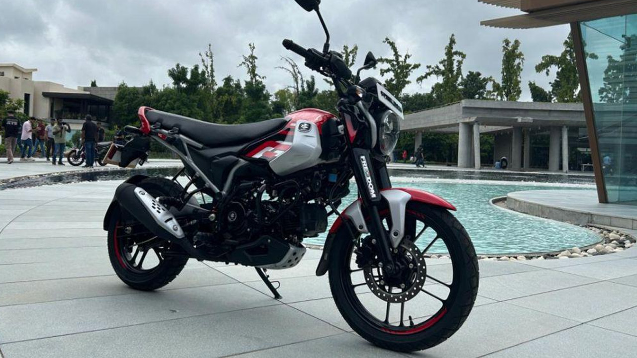 Bajaj Freedom 125 | బజాజ్ ఆటో లాంచ్ చేసిన ఈ సీఎన్జీ బైకులో ఎన్ని ప్రత్యేకతలో తెలుసా..? Bajaj Freedom 125 | బజాజ్ ఆటో లాంచ్ చేసిన ఈ సీఎన్జీ బైకులో ఎన్ని ప్రత్యేకతలో తెలుసా..?