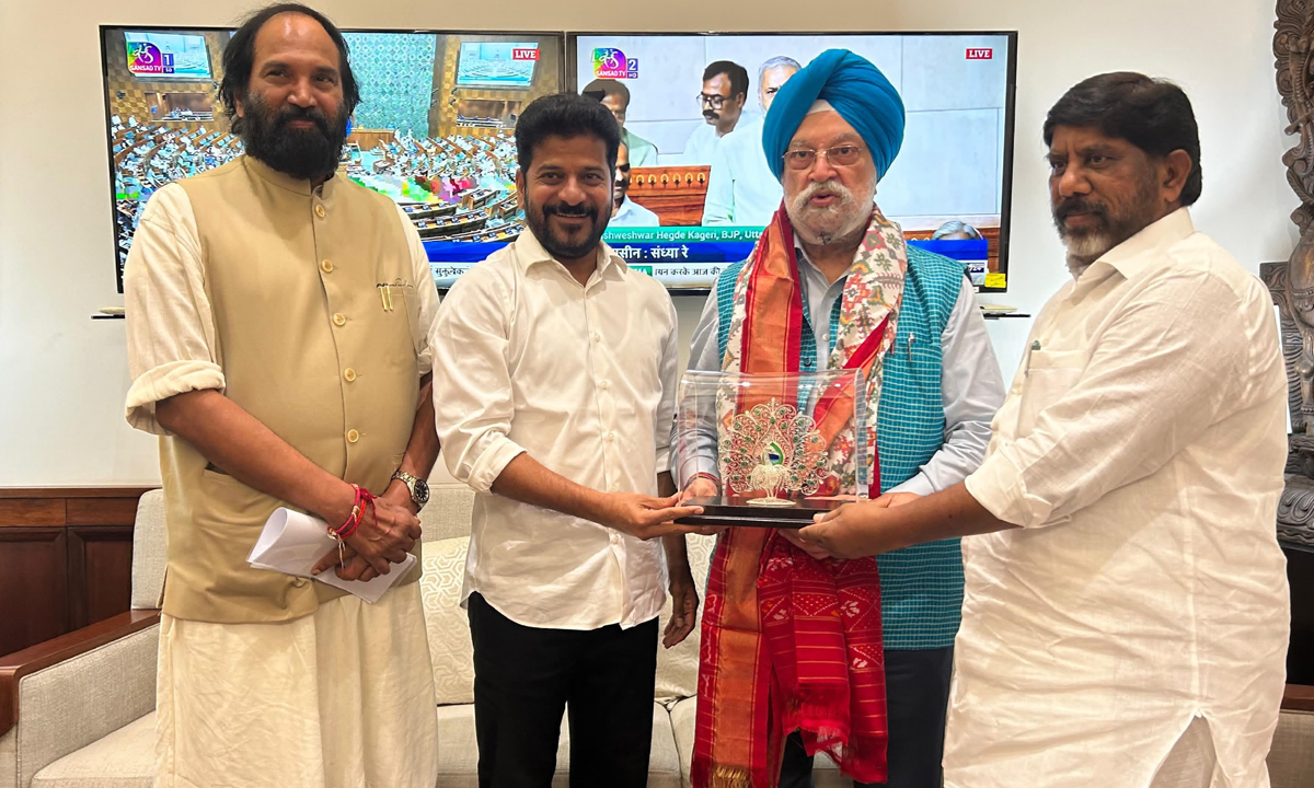 CM Revanth Reddy | కేంద్ర మంత్రులతో సీఎం రేవంత్రెడ్డి బృందం భేటీ CM Revanth Reddy | కేంద్ర మంత్రులతో సీఎం రేవంత్రెడ్డి బృందం భేటీ