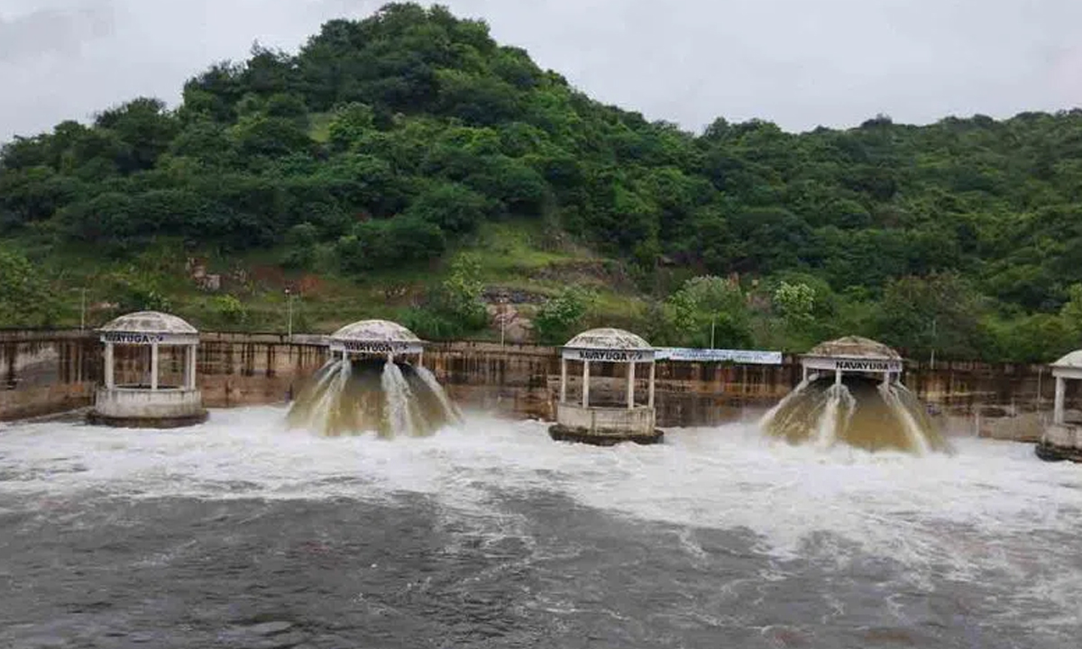 Kaleshwaram | కాళేశ్వరం పంప్హౌజ్లు ఆన్ చేసిన ప్రభుత్వం.. మా విజయమేనంటూ బీఆరెస్ ప్రచారం Kaleshwaram | కాళేశ్వరం పంప్హౌజ్లు ఆన్ చేసిన ప్రభుత్వం.. మా విజయమేనంటూ బీఆరెస్ ప్రచారం