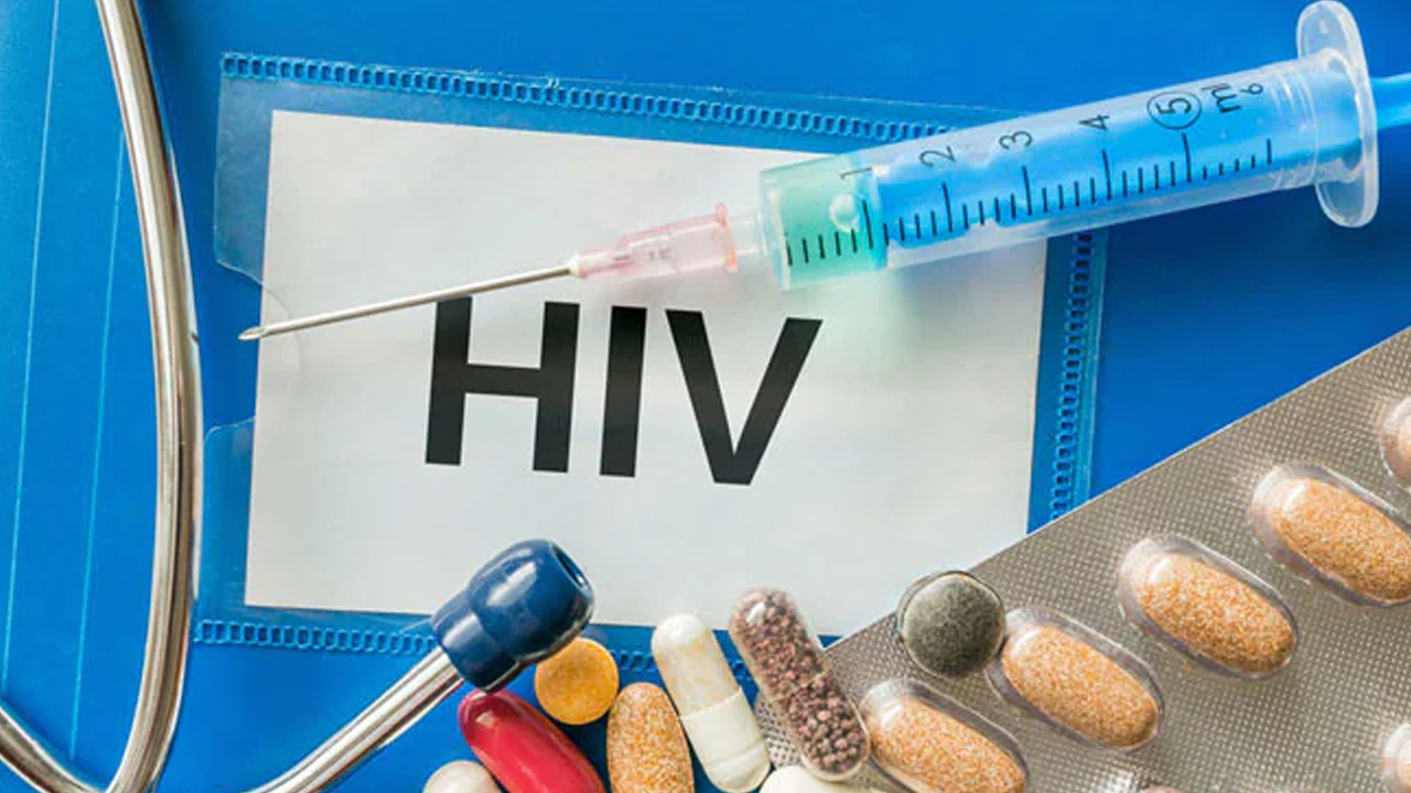 HIV injection | అందుబాటులోకి హెచ్ఐవీ ఇంజెక్షన్.. క్లినికల్ ట్రయల్స్లో సత్ఫలితాలు HIV injection | అందుబాటులోకి హెచ్ఐవీ ఇంజెక్షన్.. క్లినికల్ ట్రయల్స్లో సత్ఫలితాలు