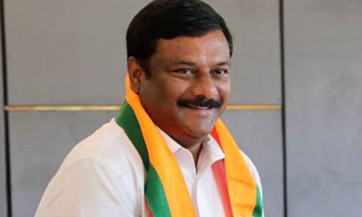 రుణమాఫీకి భూముల అమ్మకాలకు సిద్ధమైన రాష్ట్ర సర్కార్ … బీజేపీ ఎల్పీ నేత ఏలేటి మహేశ్వర్ రెడ్డి రుణమాఫీకి భూముల అమ్మకాలకు సిద్ధమైన రాష్ట్ర సర్కార్ … బీజేపీ ఎల్పీ నేత ఏలేటి మహేశ్వర్ రెడ్డి