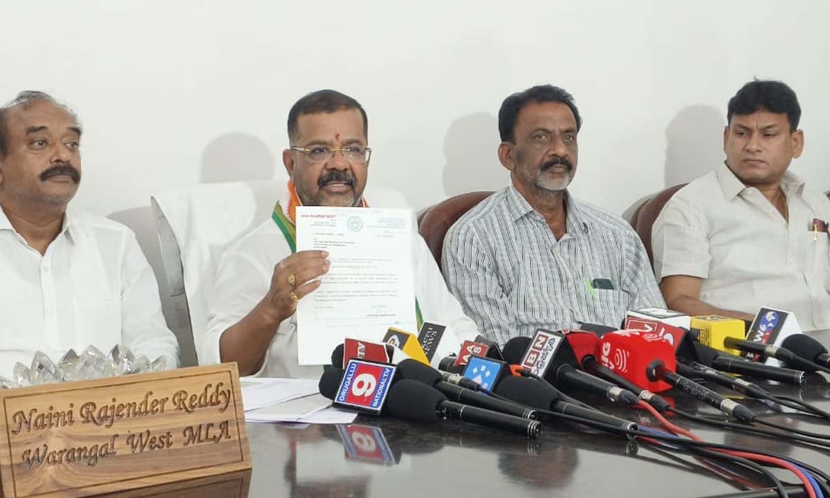 Naini Rajender Reddy | అధికారం కోల్పోయినా మారని బీఆరెస్ నాయకులు : ఎమ్మెల్యే నాయిని Naini Rajender Reddy | అధికారం కోల్పోయినా మారని బీఆరెస్ నాయకులు : ఎమ్మెల్యే నాయిని