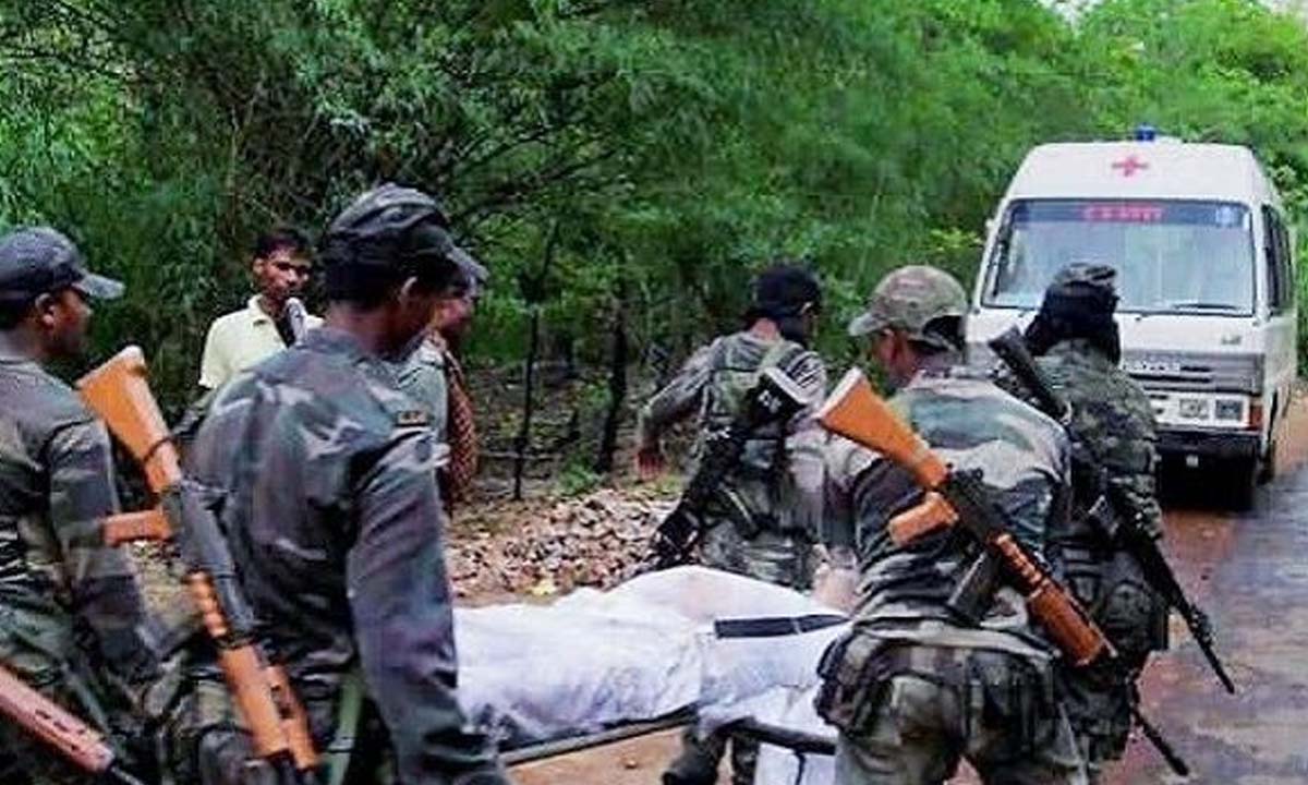 చత్తీస్గఢ్లో మరో భారీ ఎన్కౌంటర్ …11మంది మావోయిస్టుల మృతి చత్తీస్గఢ్లో మరో భారీ ఎన్కౌంటర్ …11మంది మావోయిస్టుల మృతి