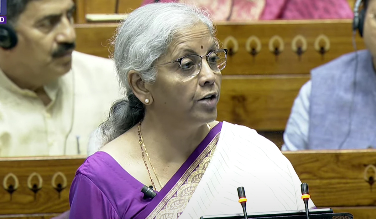 Budget 2024 | క్యాన్సర్ రోగులకు భారీ ఊరట..! మూడురకాల మందులపై కస్టమ్ డ్యూటీ తగ్గిస్తున్నట్లు ప్రకటించిన ఆర్థికమంత్రి Budget 2024 | క్యాన్సర్ రోగులకు భారీ ఊరట..! మూడురకాల మందులపై కస్టమ్ డ్యూటీ తగ్గిస్తున్నట్లు ప్రకటించిన ఆర్థికమంత్రి