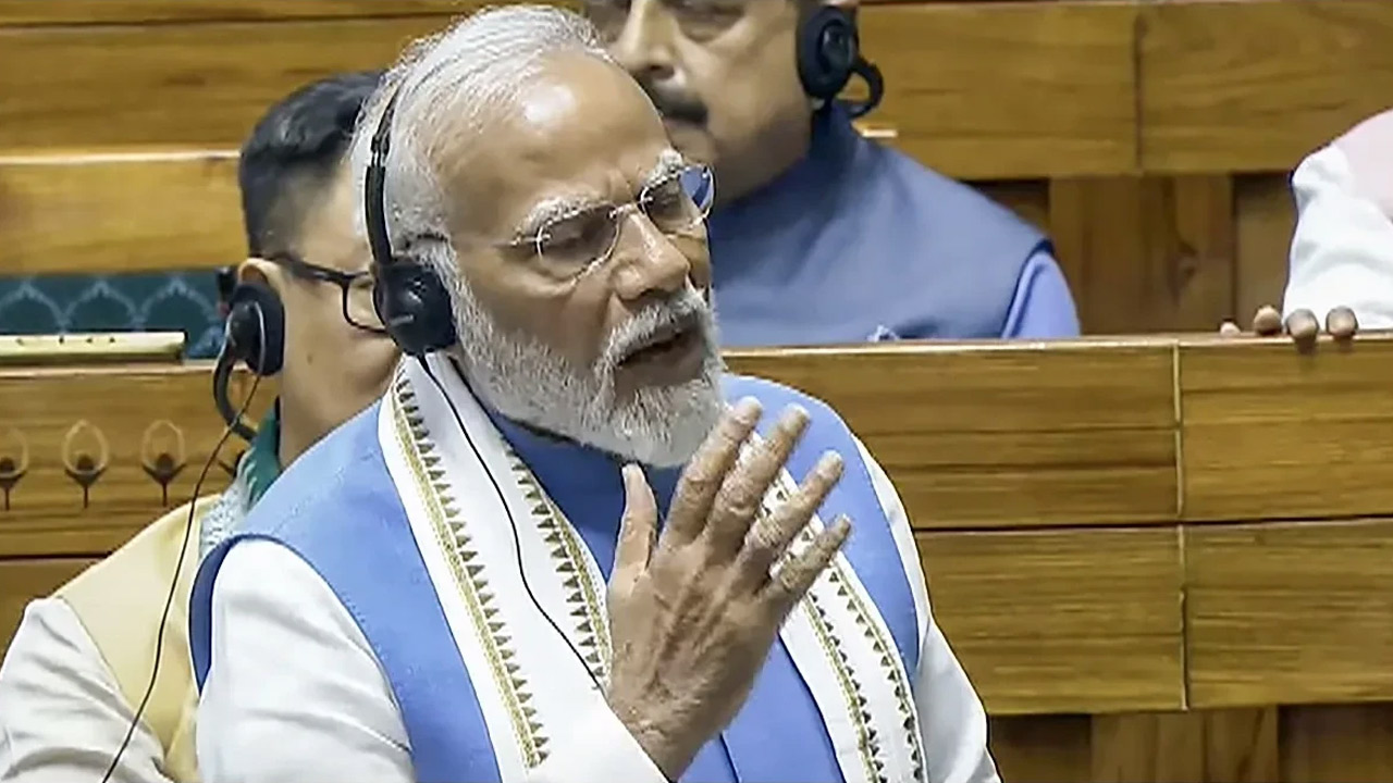 Manipur Issue | ఎట్టకేలకు మణిపూర్పై మౌనం వీడిన ప్రధాని నరేంద్ర మోదీ..! Manipur Issue | ఎట్టకేలకు మణిపూర్పై మౌనం వీడిన ప్రధాని నరేంద్ర మోదీ..!