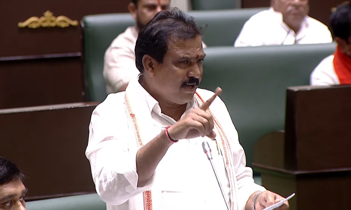 Payal Shankar | బీఆరెస్, కాంగ్రెస్ బడ్జెట్లకు తేడా లేదు: బీజేపీ ఎమ్మెల్యే పాయల్ శంకర్ Payal Shankar | బీఆరెస్, కాంగ్రెస్ బడ్జెట్లకు తేడా లేదు: బీజేపీ ఎమ్మెల్యే పాయల్ శంకర్