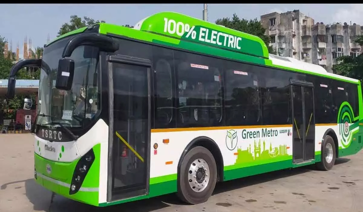 TGSRTC | తెలంగాణ ఆర్టీసీ గుడ్న్యూస్.. విమానాశ్రయానికి వెళ్లే ప్రయాణికులకు ఏసీ జనరల్ పాస్ TGSRTC | తెలంగాణ ఆర్టీసీ గుడ్న్యూస్.. విమానాశ్రయానికి వెళ్లే ప్రయాణికులకు ఏసీ జనరల్ పాస్