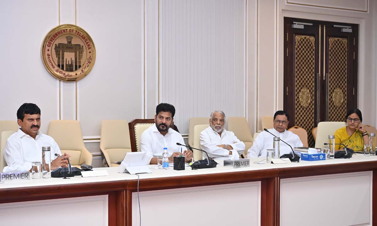 High alert In Telangana | వచ్చే 24 గంటలు మరింత అప్రమత్తంగా ఉండండి….అత్యవసర సమయాల్లో ఫోన్ చేయాల్సిన టోల్ ఫ్రీ నంబర్స్ ఇవే High alert In Telangana | వచ్చే 24 గంటలు మరింత అప్రమత్తంగా ఉండండి….అత్యవసర సమయాల్లో ఫోన్ చేయాల్సిన టోల్ ఫ్రీ నంబర్స్ ఇవే