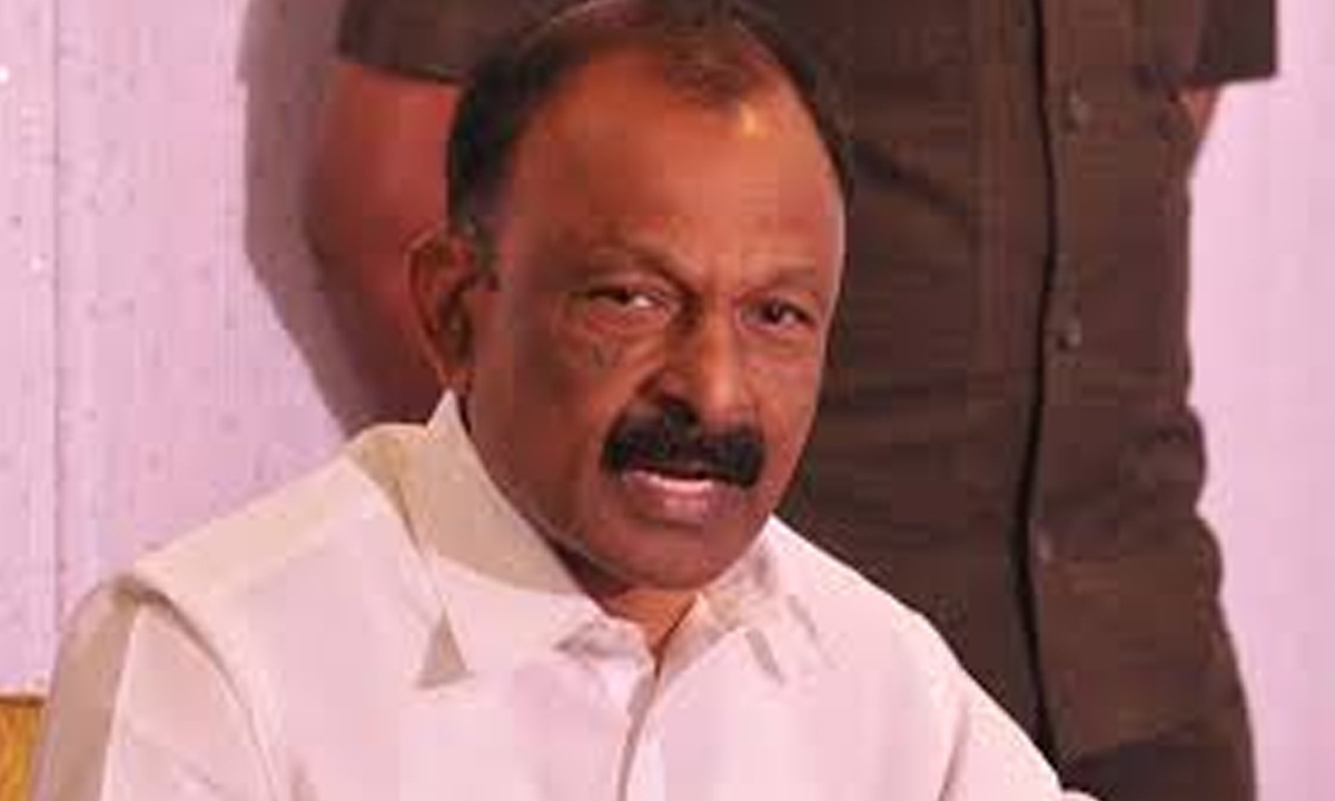Raghuveera Reddy | వైద్య విద్యలో 107,108 జీవోలు రద్ధు చేయాలి.. ఏపీ ప్రభుత్వానికి మాజీ మంత్రి వినతి Raghuveera Reddy | వైద్య విద్యలో 107,108 జీవోలు రద్ధు చేయాలి.. ఏపీ ప్రభుత్వానికి మాజీ మంత్రి వినతి