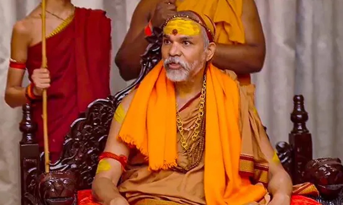 Shankaracharya Swami | ఢిల్లీలో కేదార్నాథ్ ఆలయం.. మతంలోకి రాజకీయాలా? తీవ్ర ఆగ్రహం వ్యక్తం చేసిన శంకరాచార్య Shankaracharya Swami | ఢిల్లీలో కేదార్నాథ్ ఆలయం.. మతంలోకి రాజకీయాలా? తీవ్ర ఆగ్రహం వ్యక్తం చేసిన శంకరాచార్య