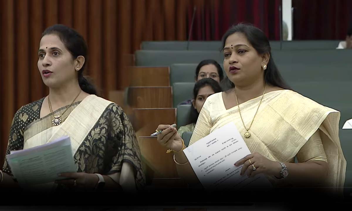 Andrapradesh | బ్లేడ్ బ్యాచ్లను, గంజాయిని అరికడుతాం ఏపీ హోంమంత్రి అనిత Andrapradesh | బ్లేడ్ బ్యాచ్లను, గంజాయిని అరికడుతాం ఏపీ హోంమంత్రి అనిత