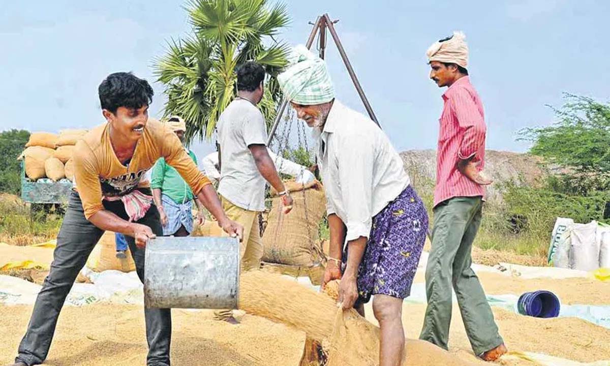 ముగిసిన రబీ ధాన్యం కొనుగోళ్ల ప్రక్రియ … 48లక్షల మెట్రిక్ టన్నుల కొనుగోలు ముగిసిన రబీ ధాన్యం కొనుగోళ్ల ప్రక్రియ … 48లక్షల మెట్రిక్ టన్నుల కొనుగోలు