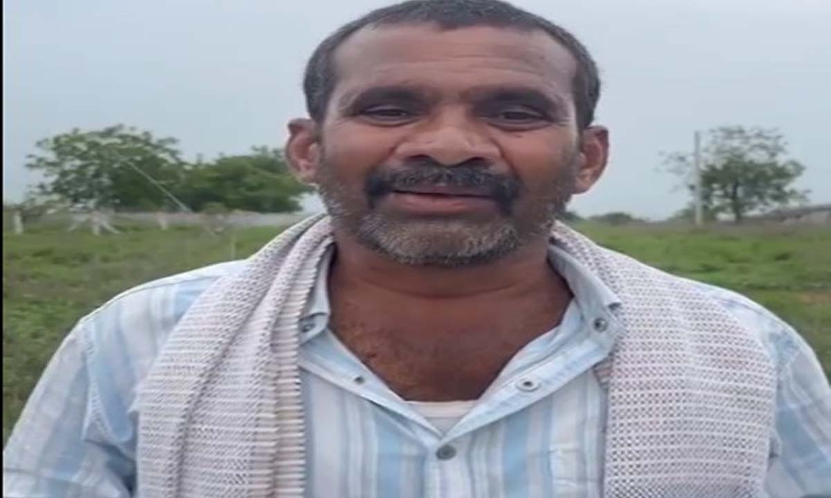 పొలం ఆక్రమించుకున్నారు … ఆవేదనతో పురుగుమందుల తాగి రైతు ఆత్మహత్య పొలం ఆక్రమించుకున్నారు … ఆవేదనతో పురుగుమందుల తాగి రైతు ఆత్మహత్య