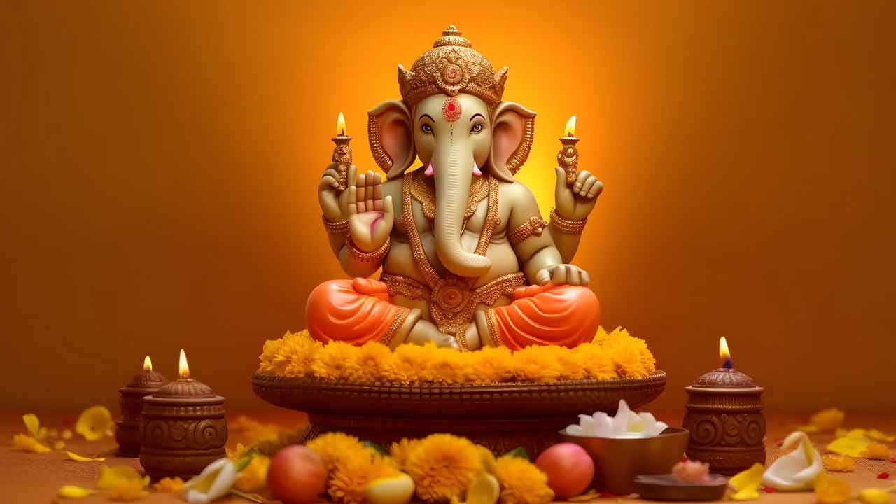Spiritual | దరిద్రం పోయి ధనవంతులు కావాలంటే.. బుధవారం గణనాథుడిని ఇలా పూజించాలి..! Spiritual | దరిద్రం పోయి ధనవంతులు కావాలంటే.. బుధవారం గణనాథుడిని ఇలా పూజించాలి..!