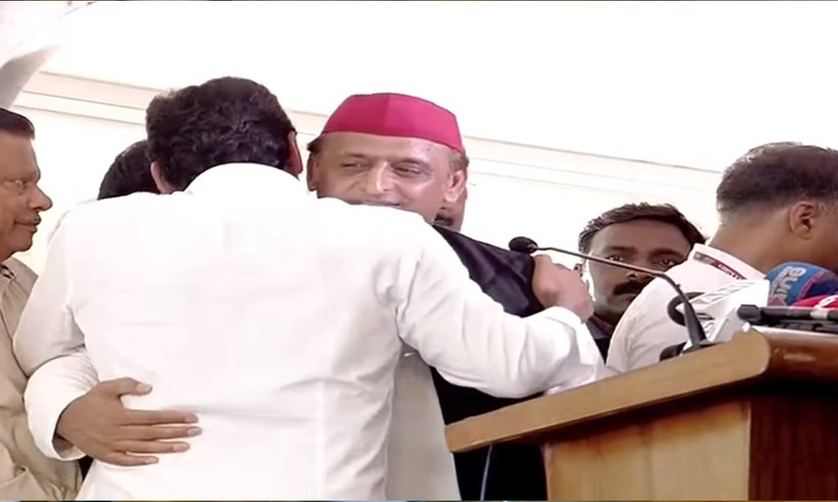 YS Jagan | టీడీపీ అధికారంలోకి వచ్చిన తర్వాత35 హత్యలు.. ఏపీలో రాష్ట్రపతి పాలన విధించాలి: వైసీపీ అధ్యక్షుడు జగన్ YS Jagan | టీడీపీ అధికారంలోకి వచ్చిన తర్వాత35 హత్యలు.. ఏపీలో రాష్ట్రపతి పాలన విధించాలి: వైసీపీ అధ్యక్షుడు జగన్
