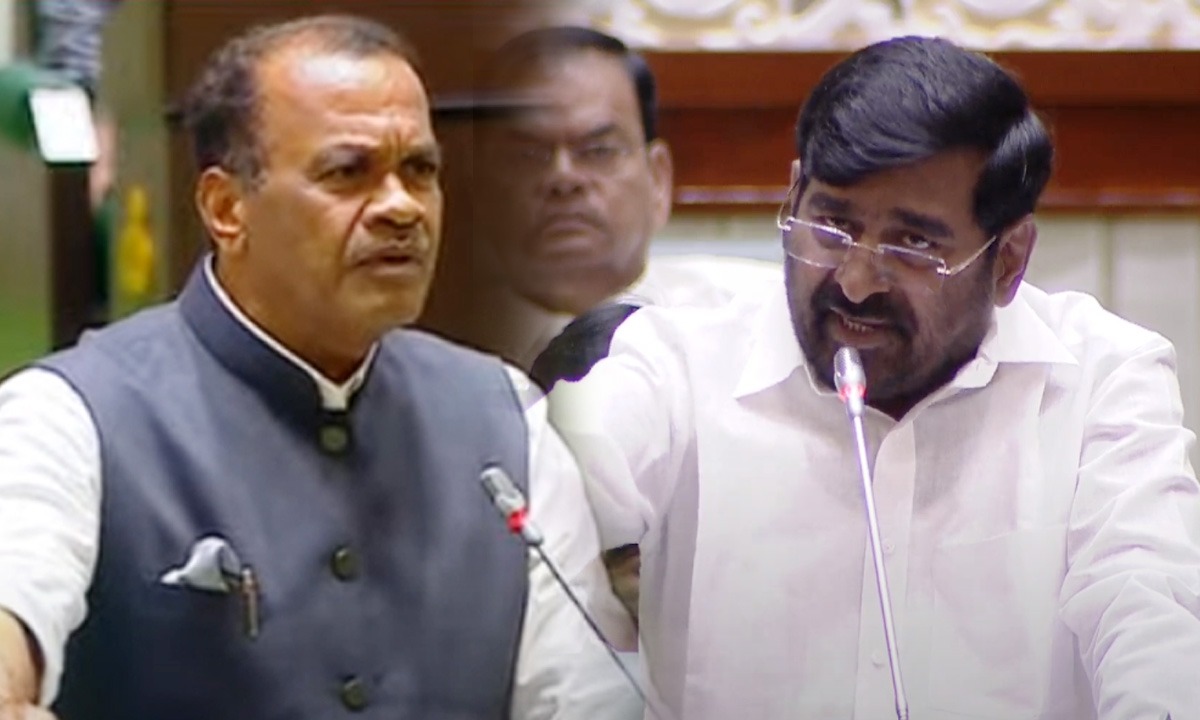 Telangana Legislative Assembly | అసెంబ్లీలో మాటల యుద్ధం.. ఎమ్మెల్యే జగదీశ్ రెడ్డి వర్సెస్ మంత్రి కోమటిరెడ్డి వెంకట్ రెడ్డి Telangana Legislative Assembly | అసెంబ్లీలో మాటల యుద్ధం.. ఎమ్మెల్యే జగదీశ్ రెడ్డి వర్సెస్ మంత్రి కోమటిరెడ్డి వెంకట్ రెడ్డి