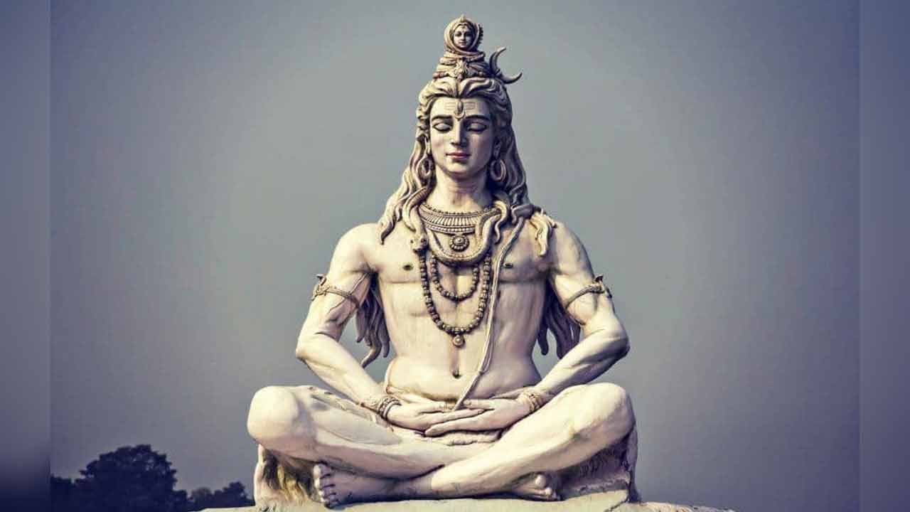 Lord Shiva | శివుడికి ఎంతో ప్రీతికరమైన సోమవారం నాడు.. ఉపవాసం ఉంటే కోరిన కోరికలు నెరవేరుతాయట..! Lord Shiva | శివుడికి ఎంతో ప్రీతికరమైన సోమవారం నాడు.. ఉపవాసం ఉంటే కోరిన కోరికలు నెరవేరుతాయట..!