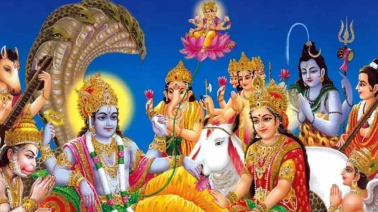 Tholi Ekadashi | తొలి ఏకాదశి ఎప్పుడు..? జులై 16 లేదా 17న..? ఆ రోజున ఏ రంగు దుస్తులు ధరిస్తే మంచిదంటే..? Tholi Ekadashi | తొలి ఏకాదశి ఎప్పుడు..? జులై 16 లేదా 17న..? ఆ రోజున ఏ రంగు దుస్తులు ధరిస్తే మంచిదంటే..?