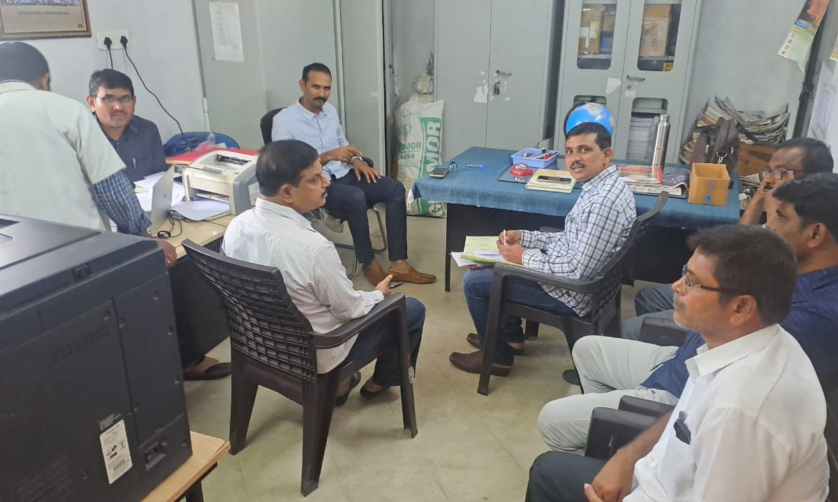 ACB Raids | రాష్ట్ర వ్యాప్తంగా గురుకుల హాస్టల్స్లో ఏసీబీ సోదాలు ACB Raids | రాష్ట్ర వ్యాప్తంగా గురుకుల హాస్టల్స్లో ఏసీబీ సోదాలు