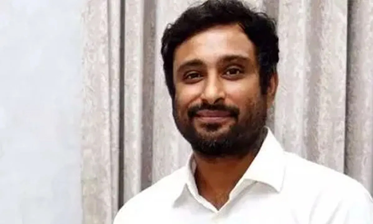 Ambati Rayudu | నాకు ఏ ప్రభుత్వం నుంచి స్థలం అవసరం లేదు: మాజీ క్రికెటర్ అంబటి రాయుడు Ambati Rayudu | నాకు ఏ ప్రభుత్వం నుంచి స్థలం అవసరం లేదు: మాజీ క్రికెటర్ అంబటి రాయుడు