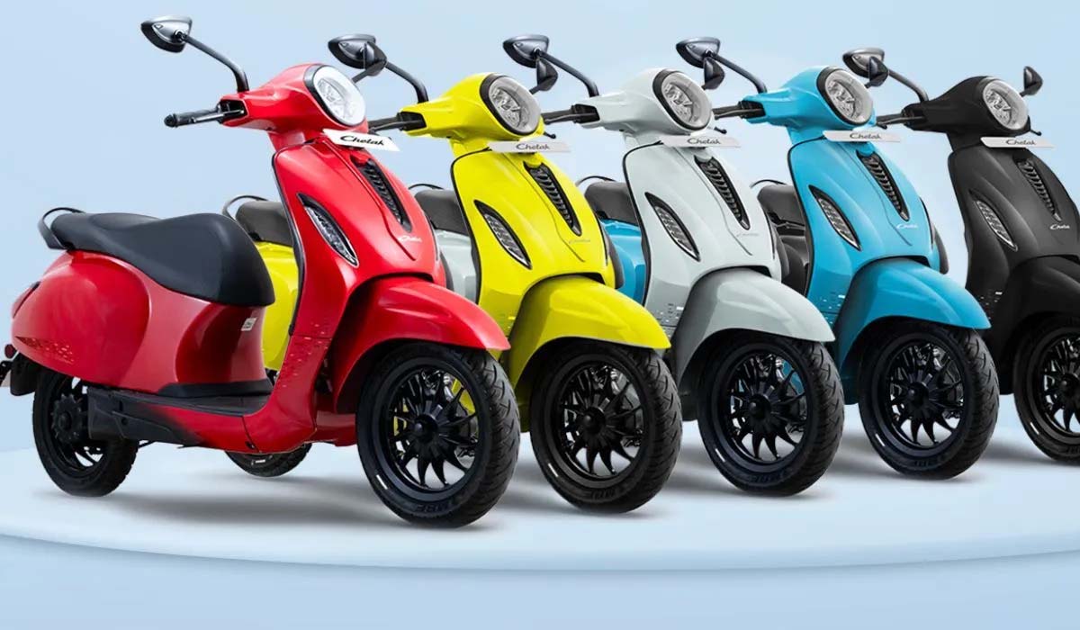 Bajaj Chetak | బజాజ్ చేతక్ మళ్లీ వచ్చేస్తోంది..! ఈ సారి సీఎన్జీ వెర్షన్లో..! Bajaj Chetak | బజాజ్ చేతక్ మళ్లీ వచ్చేస్తోంది..! ఈ సారి సీఎన్జీ వెర్షన్లో..!