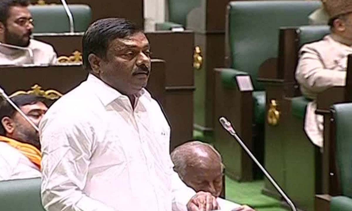 TELANGANA ASSEMBLY | ధరణిలో కొల్లగొట్టిన భూముల లెక్కలు బయటపెట్టాలి : బీజేఎల్పీ నేత మహేశ్వర్ రెడ్డి TELANGANA ASSEMBLY | ధరణిలో కొల్లగొట్టిన భూముల లెక్కలు బయటపెట్టాలి : బీజేఎల్పీ నేత మహేశ్వర్ రెడ్డి