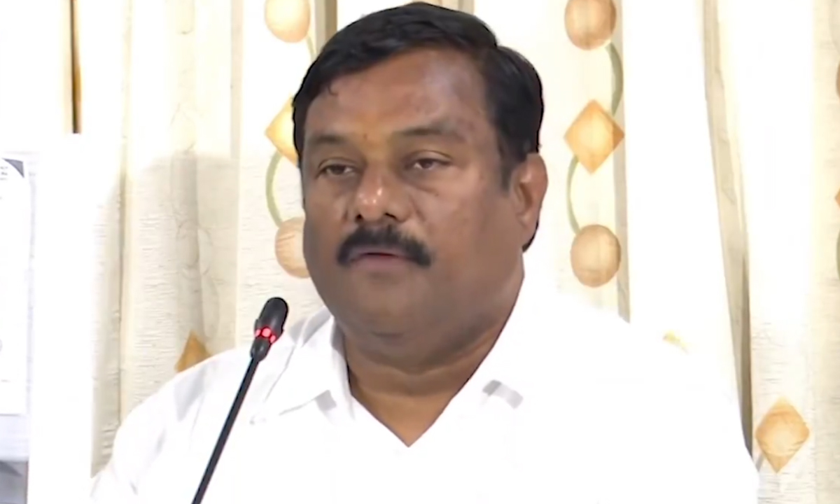 MLA Maheshwar Reddy | మేఘా ఓ క్రిమినల్ కంపెనీ.. ఆధారాలు బయటపెడుతా: ఏలేటి మహేశ్వర్రెడ్డి MLA Maheshwar Reddy | మేఘా ఓ క్రిమినల్ కంపెనీ.. ఆధారాలు బయటపెడుతా: ఏలేటి మహేశ్వర్రెడ్డి