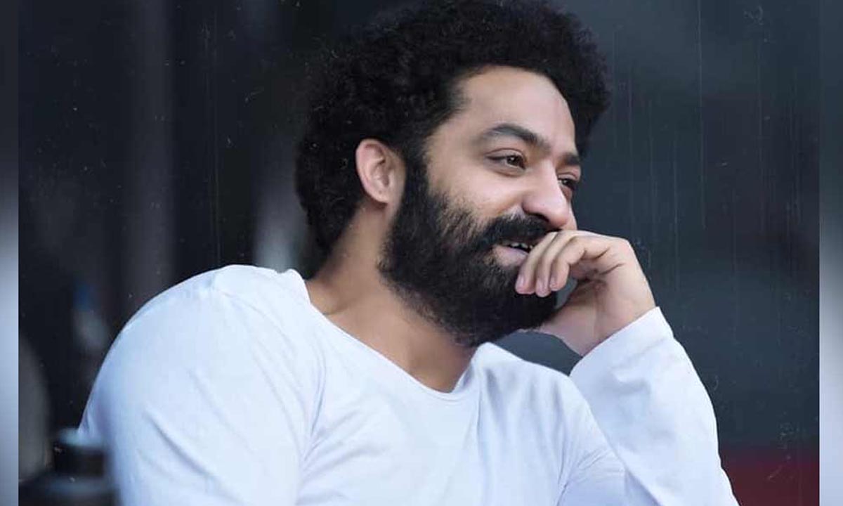 Jr. NTR | హీరో జూనియర్ ఎన్టీఆర్ చేతికి గాయం రెండు వారాల విశ్రాంతి Jr. NTR | హీరో జూనియర్ ఎన్టీఆర్ చేతికి గాయం రెండు వారాల విశ్రాంతి