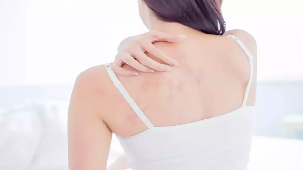 Health tips | వర్షాకాలం అలర్జీలా.. ఈ చిట్కాలతో నయం చేసుకోండి..! Health tips | వర్షాకాలం అలర్జీలా.. ఈ చిట్కాలతో నయం చేసుకోండి..!
