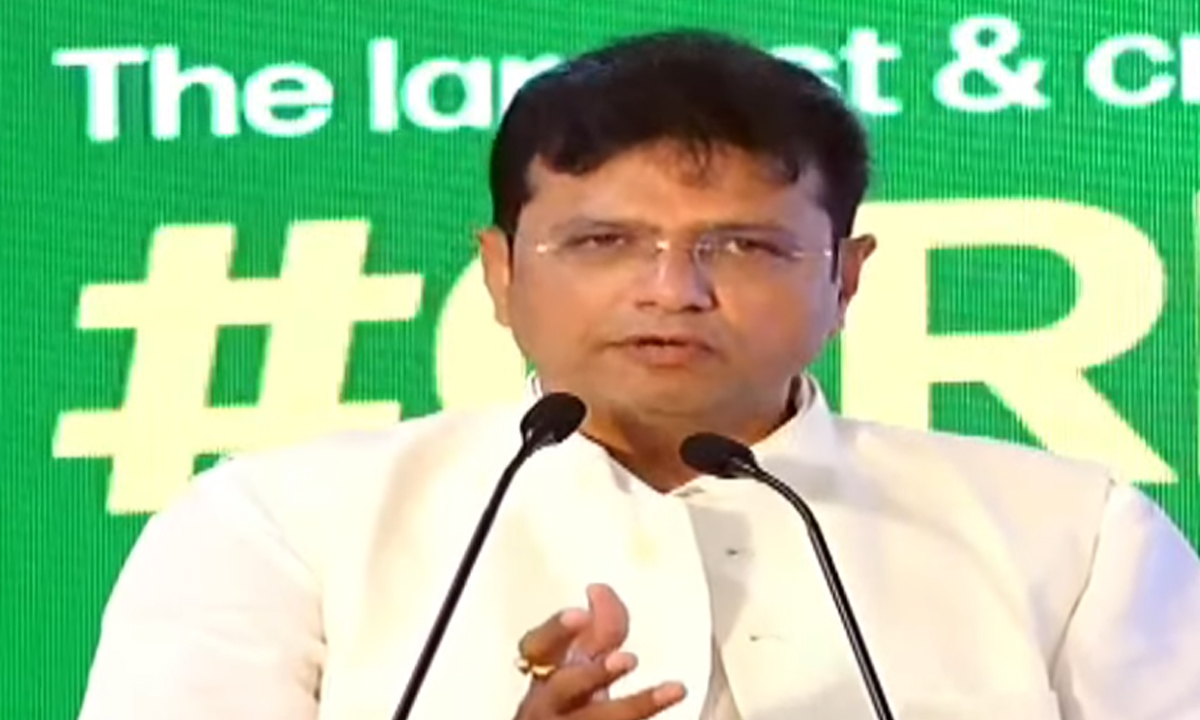 Minister Sridhar Babu | ఈస్ట్ సిటీ వైపు కూడా పెట్టుబడులు పెట్టండి: మంత్రి శ్రీధర్బాబు Minister Sridhar Babu | ఈస్ట్ సిటీ వైపు కూడా పెట్టుబడులు పెట్టండి: మంత్రి శ్రీధర్బాబు