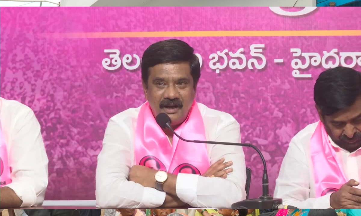 Vemula Prashanth Reddy | రేవంత్రెడ్డిది ప్రజా పాలన కాదు..నియంతృత్వ పాలన : మాజీ మంత్రి వేముల ప్రశాంత్రెడ్డి Vemula Prashanth Reddy | రేవంత్రెడ్డిది ప్రజా పాలన కాదు..నియంతృత్వ పాలన : మాజీ మంత్రి వేముల ప్రశాంత్రెడ్డి