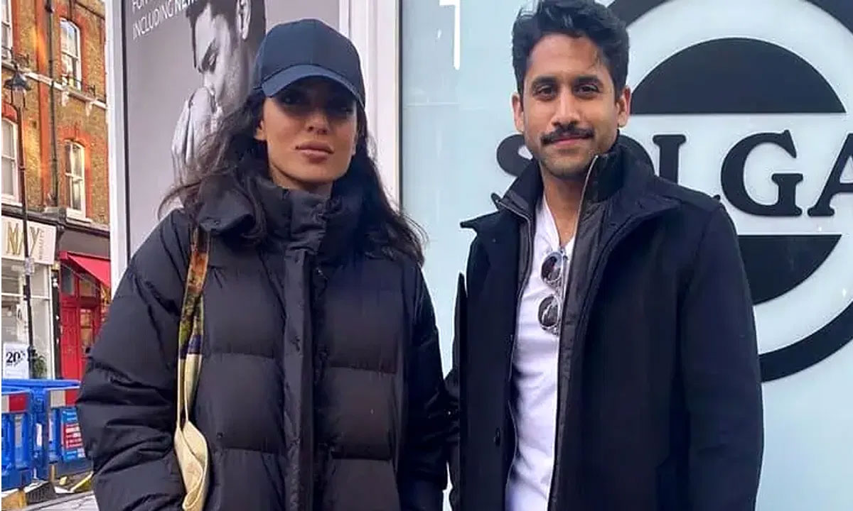 Naga Chaitanya|నాగ చైతన్య, శోభిత ఎంగేజ్మెంట్ డేట్ ఫిక్సైందా.. త్వరలోనే అఫీషియల్ అనౌన్స్మెంట్ Naga Chaitanya|నాగ చైతన్య, శోభిత ఎంగేజ్మెంట్ డేట్ ఫిక్సైందా.. త్వరలోనే అఫీషియల్ అనౌన్స్మెంట్