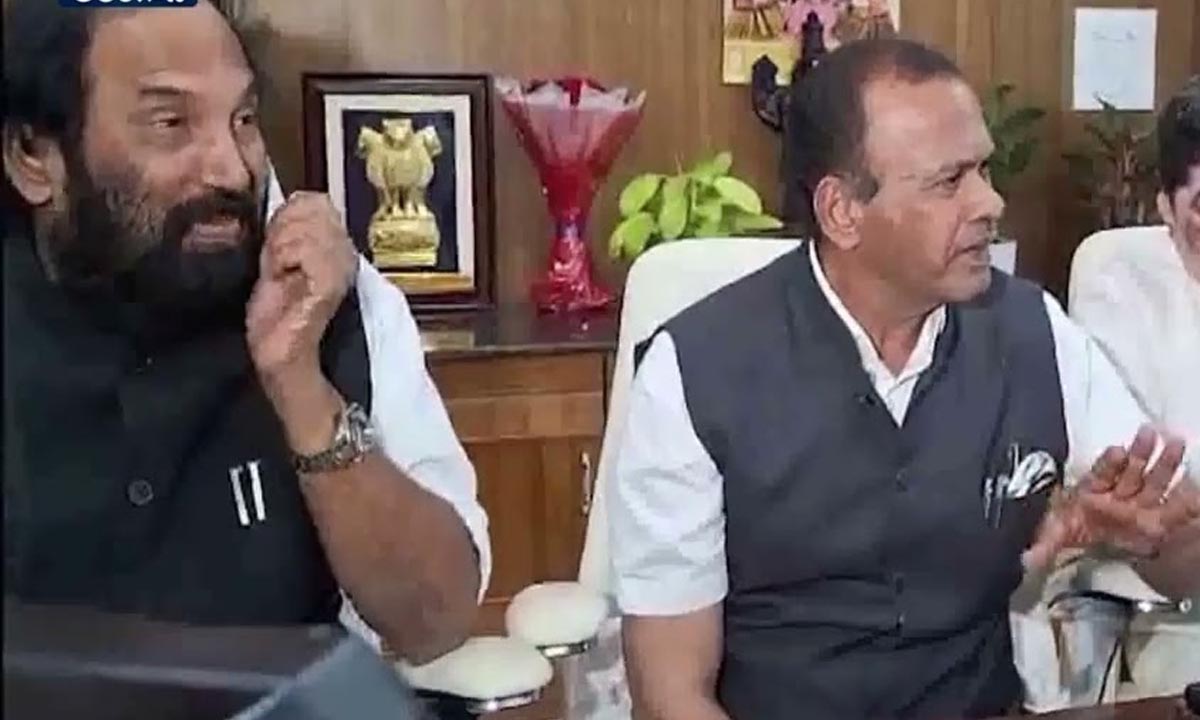 Kedrai conference | స్థిరాస్తి వ్యాపారులకు ప్రభుత్వ సహకారం.. కేడ్రాయ్ సదస్సులో మంత్రులు కోమటిరెడ్డి, ఉత్తమ్లు Kedrai conference | స్థిరాస్తి వ్యాపారులకు ప్రభుత్వ సహకారం.. కేడ్రాయ్ సదస్సులో మంత్రులు కోమటిరెడ్డి, ఉత్తమ్లు