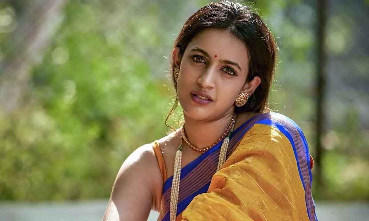 Niharika|సినిమాల‌లోకి రాకముందు నిహారిక ఏం చేసేది.. ఆమె తొలి జీతం ఎంతో తెలుసా?