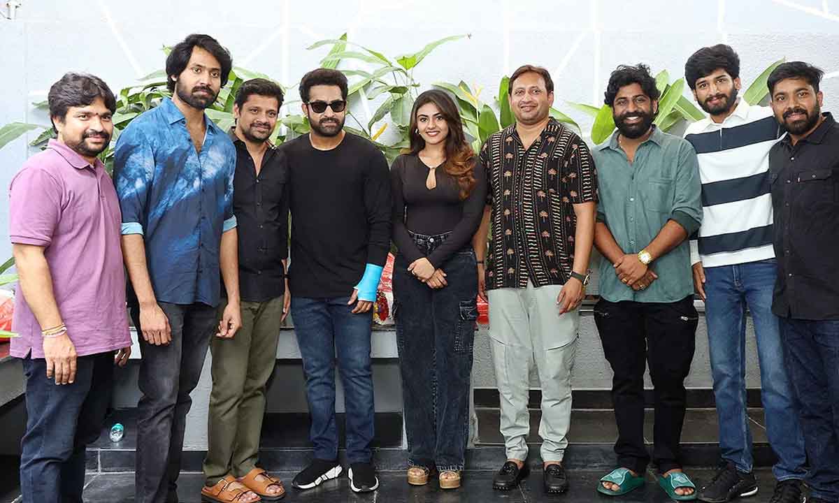 NTR|బయటపడిన ఎన్టీఆర్ గాయం.. బామ్మర్ధి కోసం రంగంలోకి దిగక తప్పలేదు మరి..! NTR|బయటపడిన ఎన్టీఆర్ గాయం.. బామ్మర్ధి కోసం రంగంలోకి దిగక తప్పలేదు మరి..!