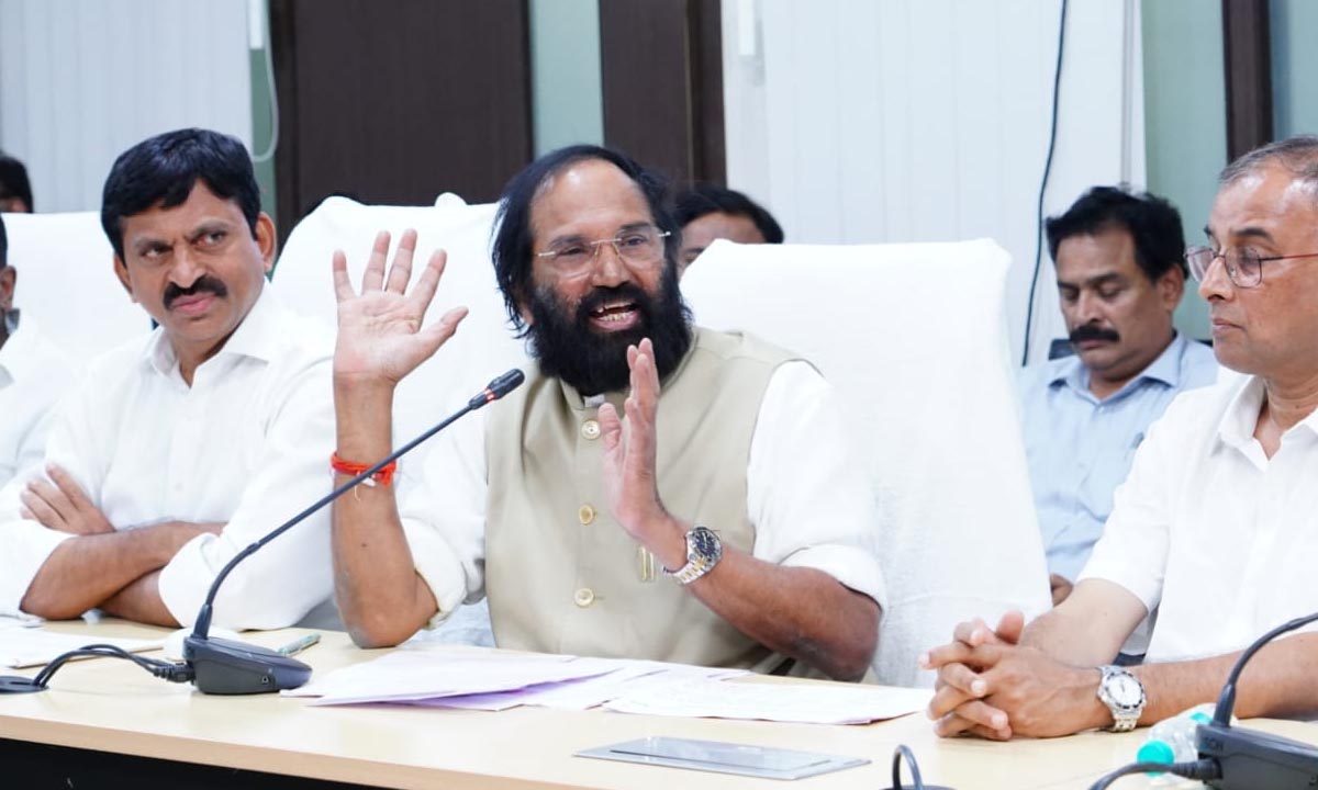 అధికారులు అప్రమత్తంగా ఉండండి: మంత్రి ఉత్తమ్ కుమార్ రెడ్డి అధికారులు అప్రమత్తంగా ఉండండి: మంత్రి ఉత్తమ్ కుమార్ రెడ్డి