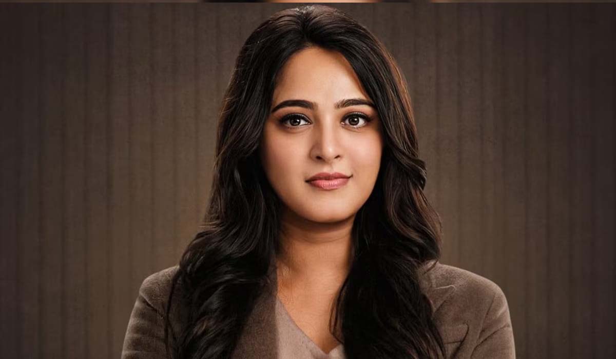 Anushka Shetty | పెళ్లి పీటలెక్కబోతున్న టాలీవుడ్ జేజమ్మ.. వ్యాపారవేత్తతో అనుష్క శెట్టి పెళ్లి ఫిక్స్..! Anushka Shetty | పెళ్లి పీటలెక్కబోతున్న టాలీవుడ్ జేజమ్మ.. వ్యాపారవేత్తతో అనుష్క శెట్టి పెళ్లి ఫిక్స్..!