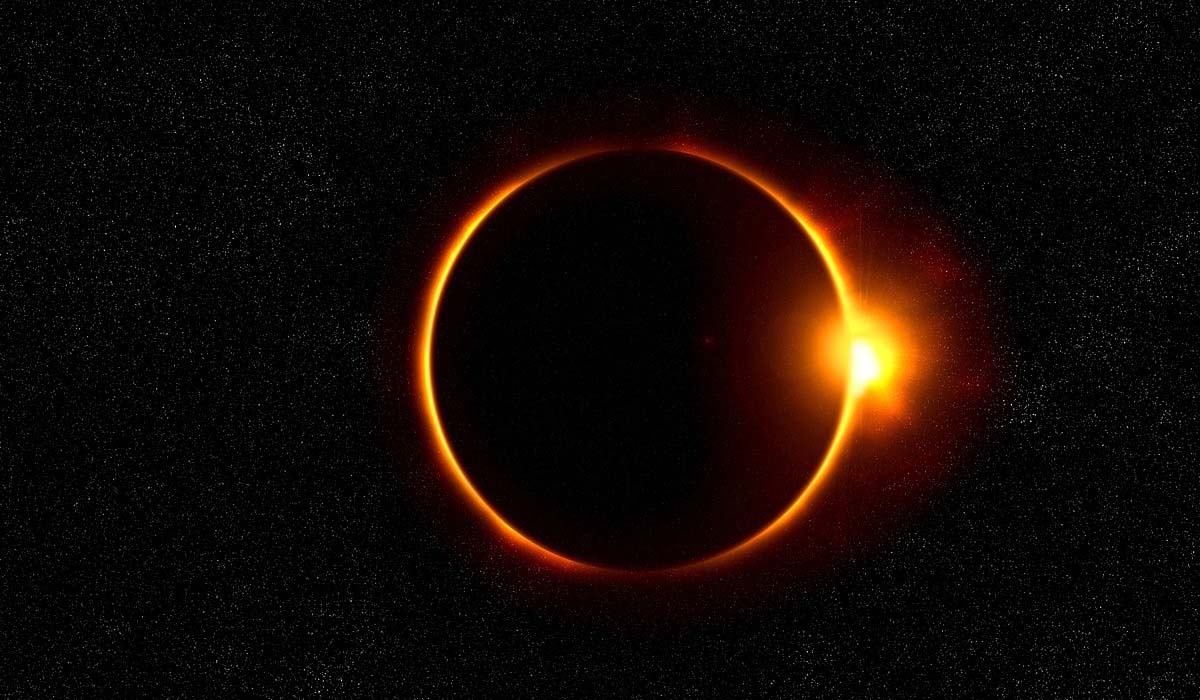 Solar eclipse | అక్టోబర్ 2న సూర్యగ్రహణం.. కనువిందు చేయనున్న రింగ్ ఆఫ్ ఫైర్.. భారత్లో కనిపిస్తుందా..? Solar eclipse | అక్టోబర్ 2న సూర్యగ్రహణం.. కనువిందు చేయనున్న రింగ్ ఆఫ్ ఫైర్.. భారత్లో కనిపిస్తుందా..?