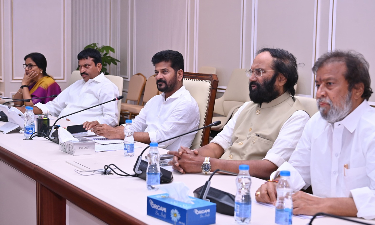 skill university । దేశానికే ఆదర్శంగా స్కిల్ యూనివర్సిటీ.. 150 ఎకరాల స్థలం రూ.100 కోట్లు కేటాయింపు skill university । దేశానికే ఆదర్శంగా స్కిల్ యూనివర్సిటీ.. 150 ఎకరాల స్థలం రూ.100 కోట్లు కేటాయింపు