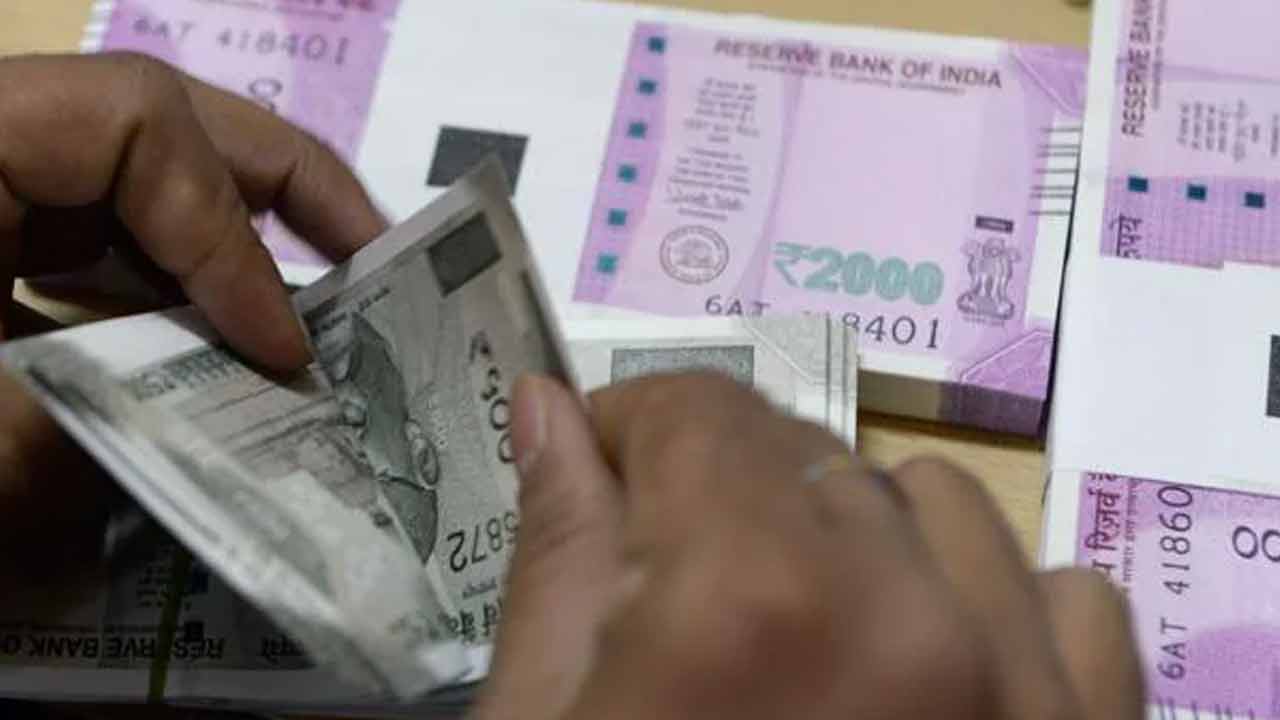 Debts Recovery Tips | మొండి బాకీలు వసూలు కావాలంటే.. గురువారం సాయంత్రం ఇలా చేయండి..! Debts Recovery Tips | మొండి బాకీలు వసూలు కావాలంటే.. గురువారం సాయంత్రం ఇలా చేయండి..!