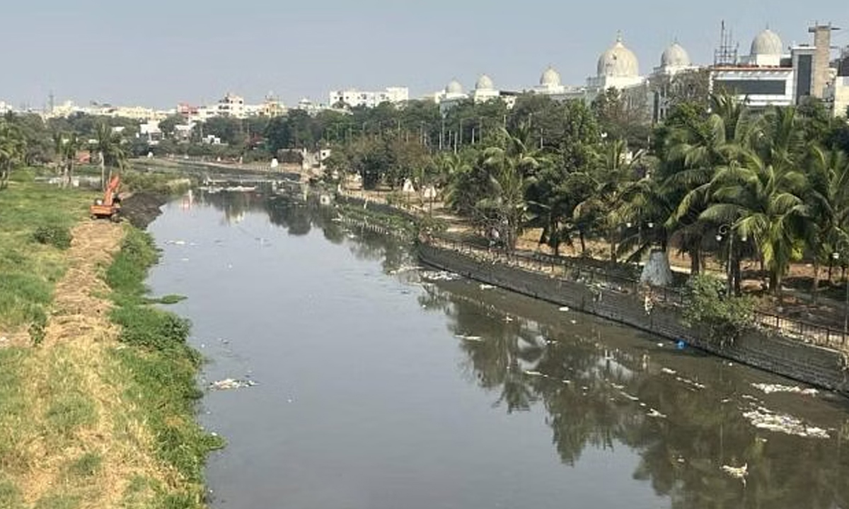 Musi River | మూసీ నది ప్రక్షాళనలో జీహెచ్ఎంసీ కీలక నిర్ణయం Musi River | మూసీ నది ప్రక్షాళనలో జీహెచ్ఎంసీ కీలక నిర్ణయం