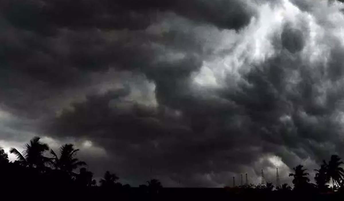Southwest Monsoon | నైరుతి రుతుపవనాల తిరోగమనం పూర్తి.. ముందుగానే పలకరించిన ఈశాన్య రుతుపవనాలు.. Southwest Monsoon | నైరుతి రుతుపవనాల తిరోగమనం పూర్తి.. ముందుగానే పలకరించిన ఈశాన్య రుతుపవనాలు..