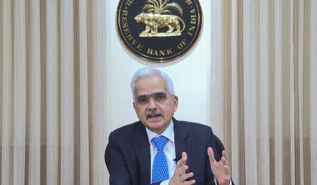 RBI MPC | వరుసగా పదోసారి యథావిధిగా రెపోరేటు.. ఈఎంఐలపై తగ్గిన భారం.. సామాన్యులకు మళ్లీ నిరాశే..! RBI MPC | వరుసగా పదోసారి యథావిధిగా రెపోరేటు.. ఈఎంఐలపై తగ్గిన భారం.. సామాన్యులకు మళ్లీ నిరాశే..!