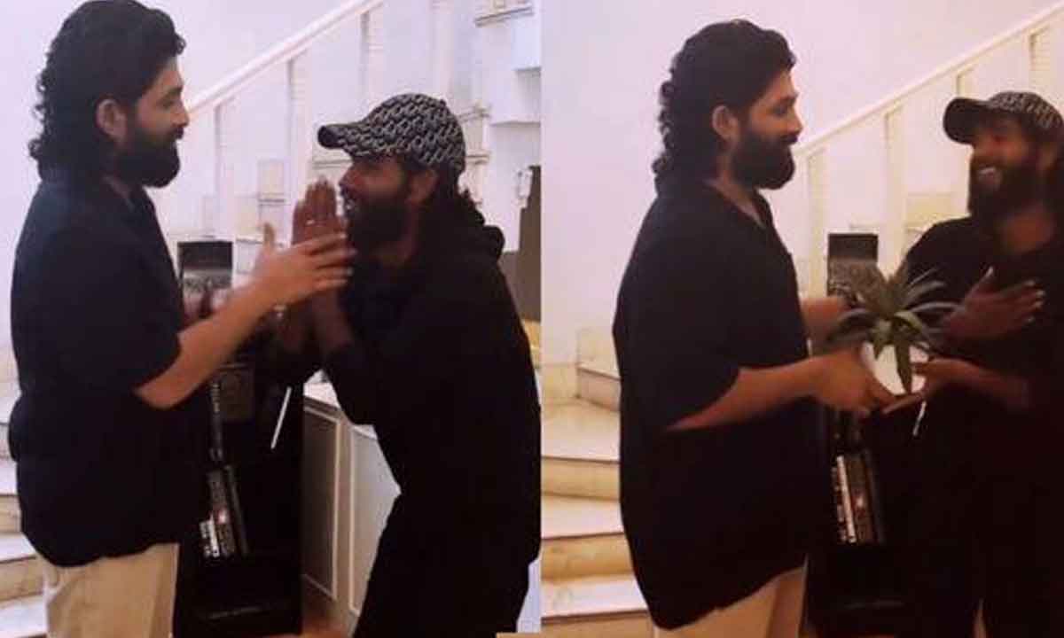 Allu Arjun|అల్లు అర్జున్ని కలిసేందుకు 1600 కి.మీ సైకిల్ తొక్కుకుంటూ వచ్చిన యూపీ అభిమాని Allu Arjun|అల్లు అర్జున్ని కలిసేందుకు 1600 కి.మీ సైకిల్ తొక్కుకుంటూ వచ్చిన యూపీ అభిమాని