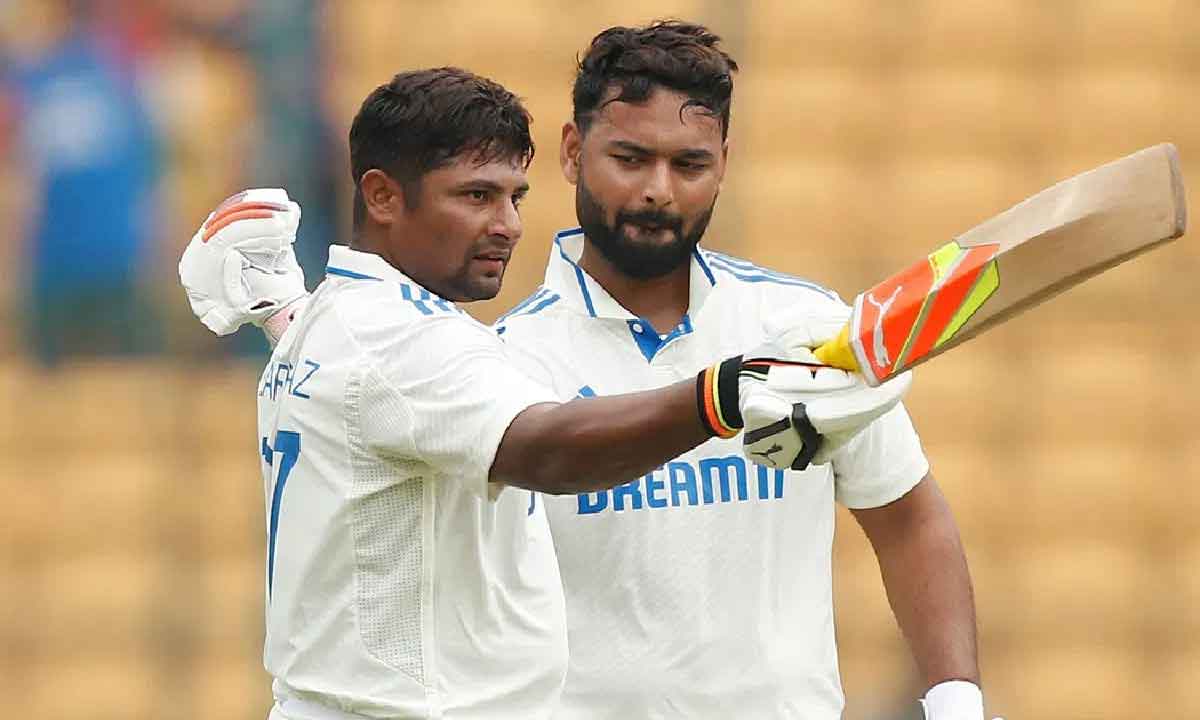 IND vs NZ| భారత్ 462 ఆలౌట్.. న్యూజిలాండ్ టార్గెట్ ఎంత అంటే..! IND vs NZ| భారత్ 462 ఆలౌట్.. న్యూజిలాండ్ టార్గెట్ ఎంత అంటే..!