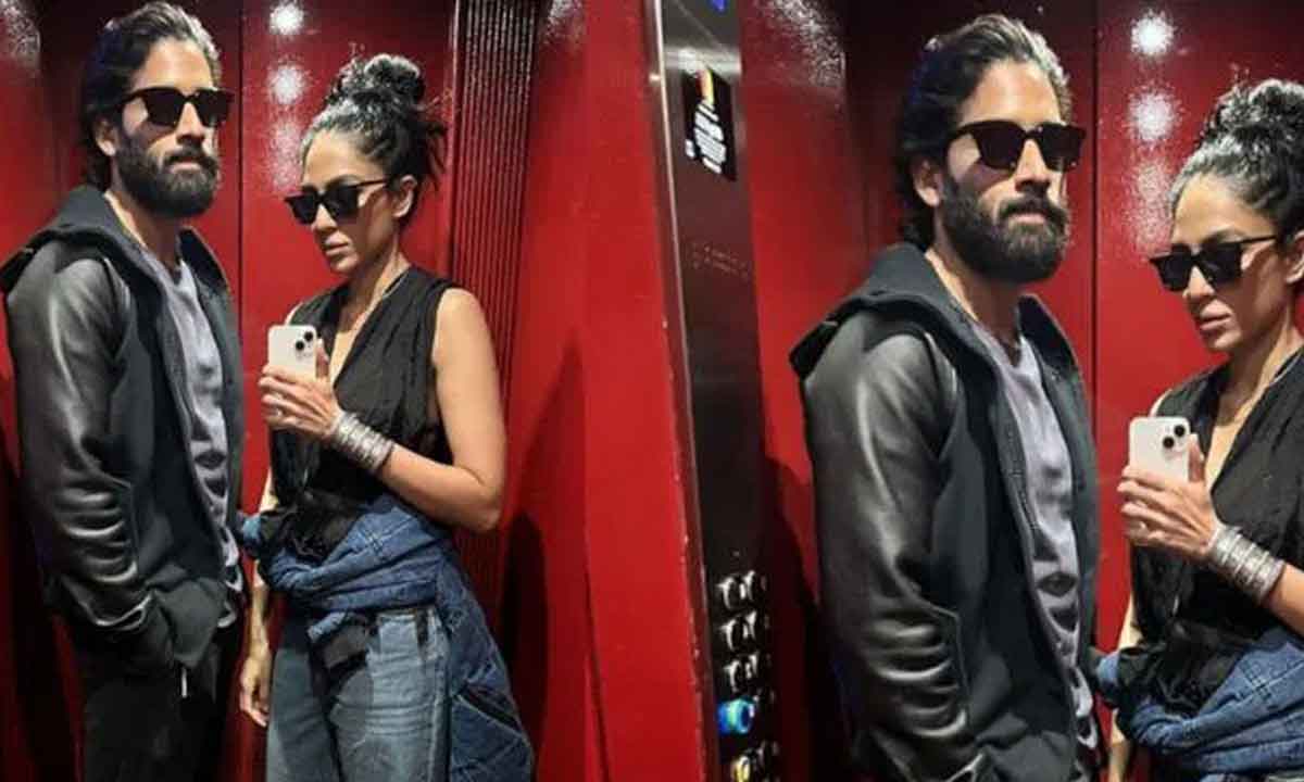 Naga Chaitanya| బ్లాక్ అండ్ బ్లాక్లో నాగ చైతన్య, శోభిత..ఎంగేజ్మెంట్ తర్వాత బయటికొచ్చిన తొలి ఫొటో Naga Chaitanya| బ్లాక్ అండ్ బ్లాక్లో నాగ చైతన్య, శోభిత..ఎంగేజ్మెంట్ తర్వాత బయటికొచ్చిన తొలి ఫొటో