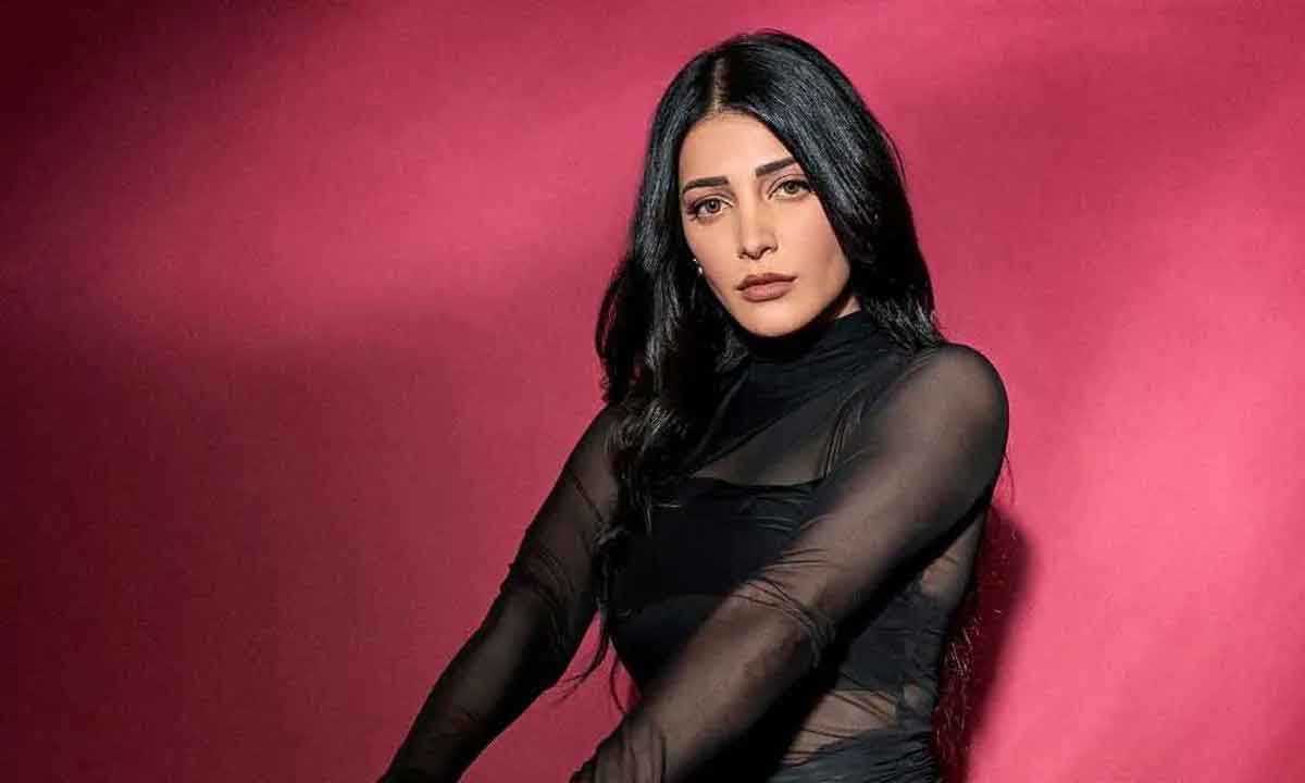 Shruti Hassan| డేటింగ్లో ఉన్నప్పుడు వాళ్లు నాతోనే ఖర్చు పెట్టించేవారు…శృతి హాసన్ షాకింగ్ కామెంట్స్ Shruti Hassan| డేటింగ్లో ఉన్నప్పుడు వాళ్లు నాతోనే ఖర్చు పెట్టించేవారు…శృతి హాసన్ షాకింగ్ కామెంట్స్