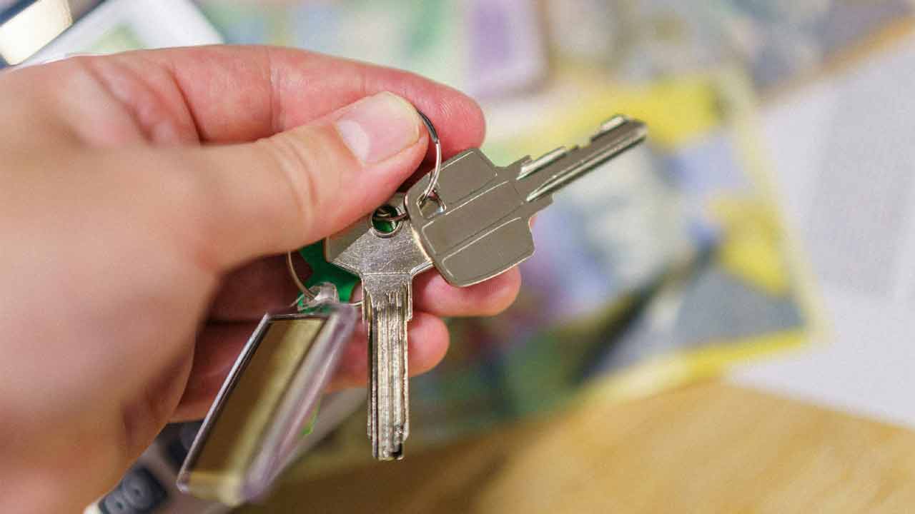Vastu Tips for Key | ఇంటి తాళం చెవికి కూడా వాస్తు నియమాలు ఉన్నాయి.. మీకు తెలుసా..! Vastu Tips for Key | ఇంటి తాళం చెవికి కూడా వాస్తు నియమాలు ఉన్నాయి.. మీకు తెలుసా..!
