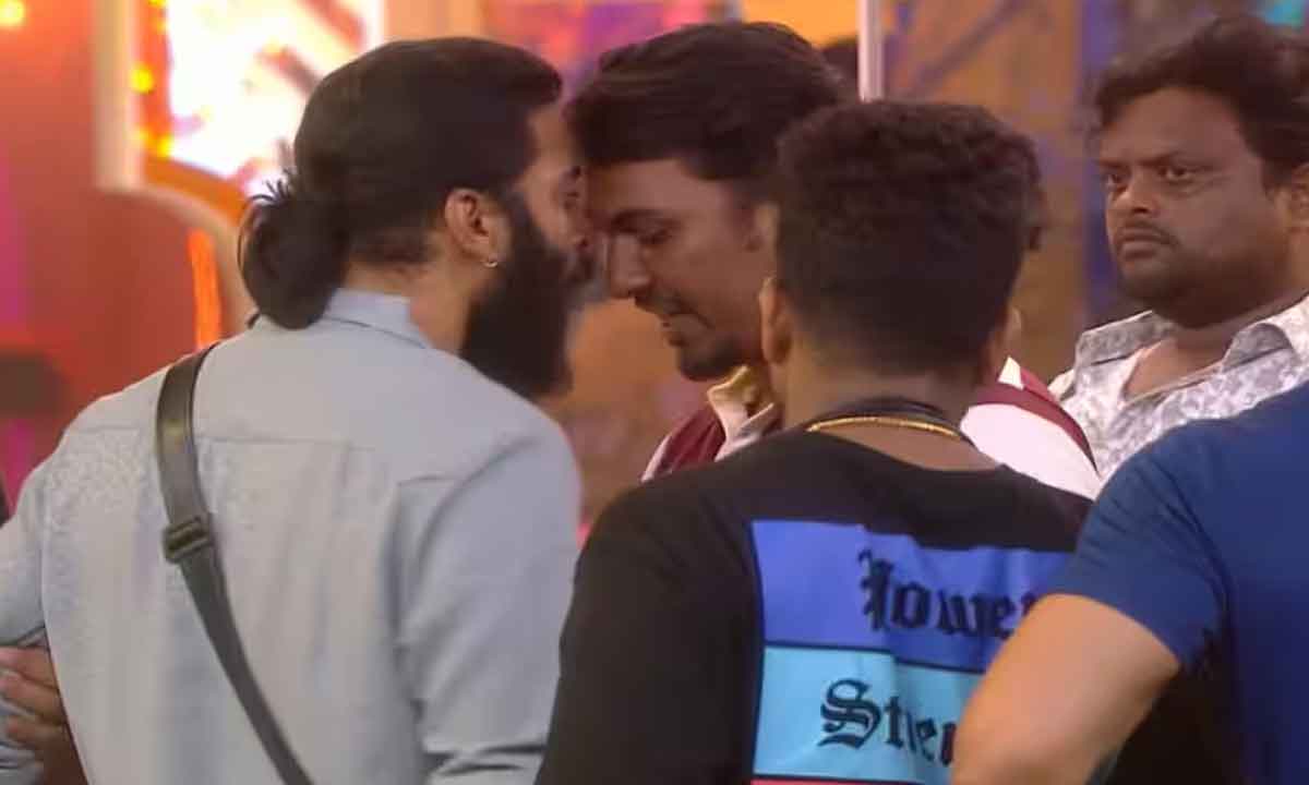 Bigg Boss8|కొట్టుకునేంత పని చేసిన పృథ్వీ-నబీల్..విష్ణు ప్రియని టార్గెట్ చేసిన ప్రేరణ Bigg Boss8|కొట్టుకునేంత పని చేసిన పృథ్వీ-నబీల్..విష్ణు ప్రియని టార్గెట్ చేసిన ప్రేరణ