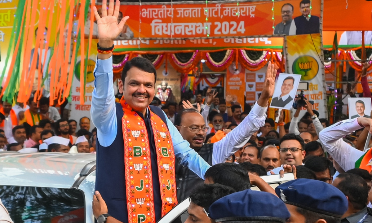 Devendra Fadnavis । మహారాష్ట్ర ముఖ్యమంత్రిగా గురువారం ఫడణవీస్ ప్రమాణం.. ఏక్నాథ్కు డిప్యూటీతో సరి! Devendra Fadnavis । మహారాష్ట్ర ముఖ్యమంత్రిగా గురువారం ఫడణవీస్ ప్రమాణం.. ఏక్నాథ్కు డిప్యూటీతో సరి!